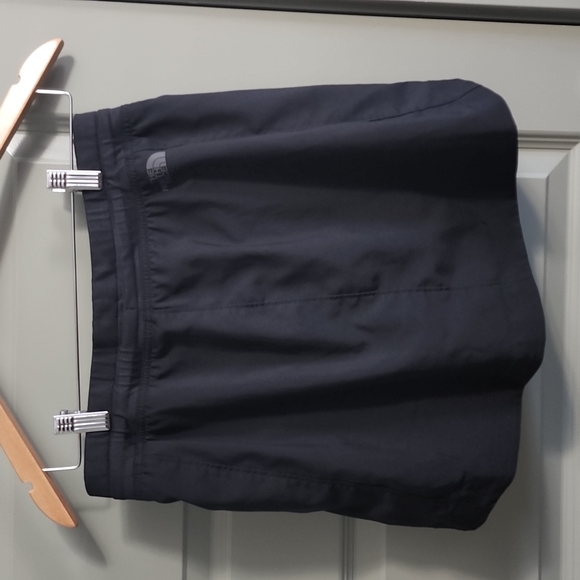 The North Face Skorts size Medium - Picture 2 of 9